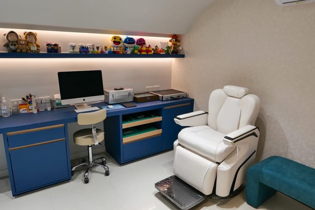 คลิกนิกตาเด็ก อุปกรณ์มาตรฐาน ในกรุงเทพมหานคร Myopia Center Clinic